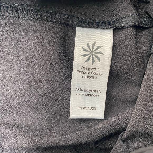 Athleta Women's Black Textured Lightweight Crop Leggings Size XXS - Picture 12 of 13